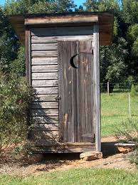 outhouse-classic